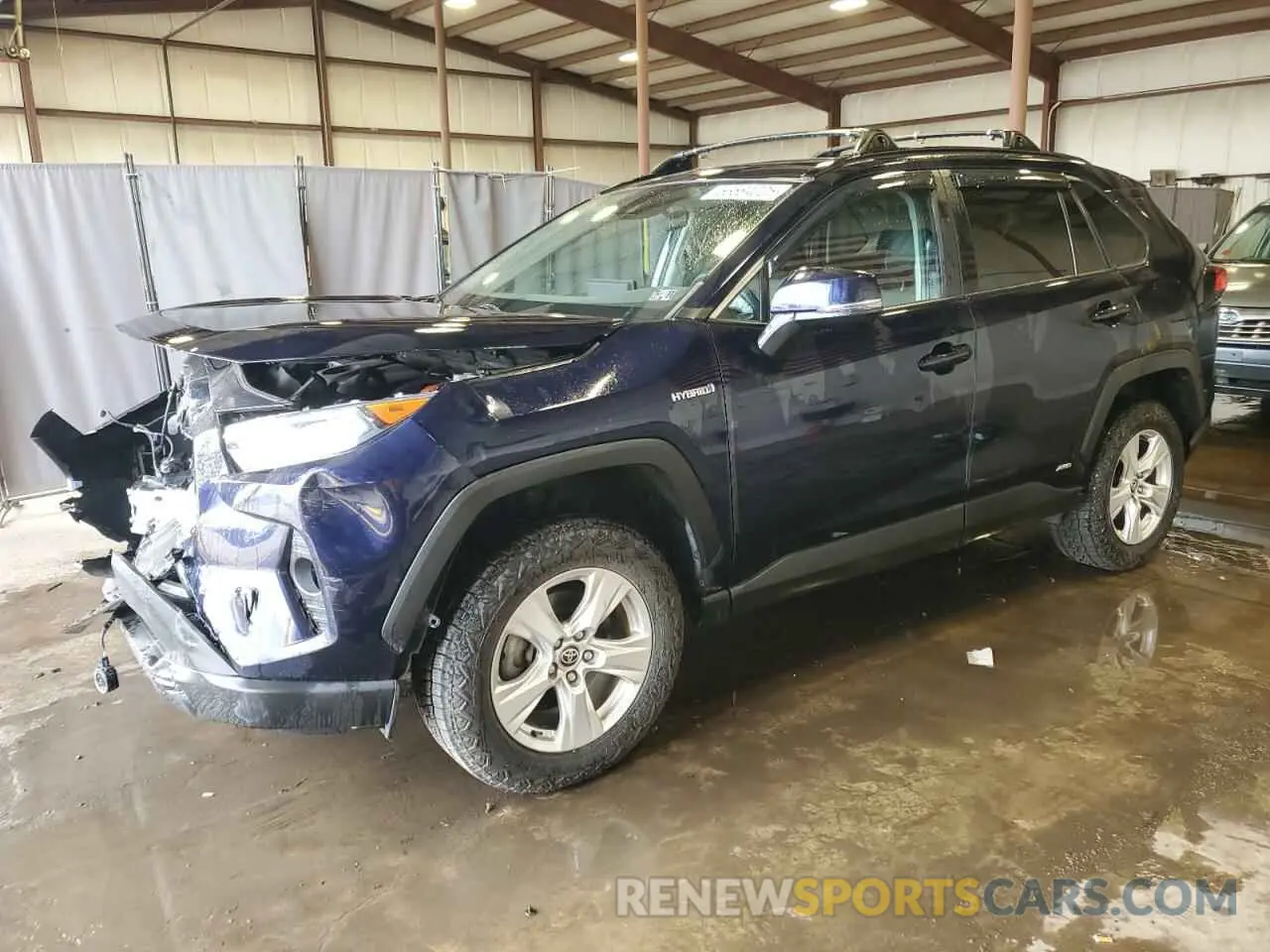 1 Photograph of a damaged car 4T3RWRFV3MU041317 TOYOTA RAV4 2021