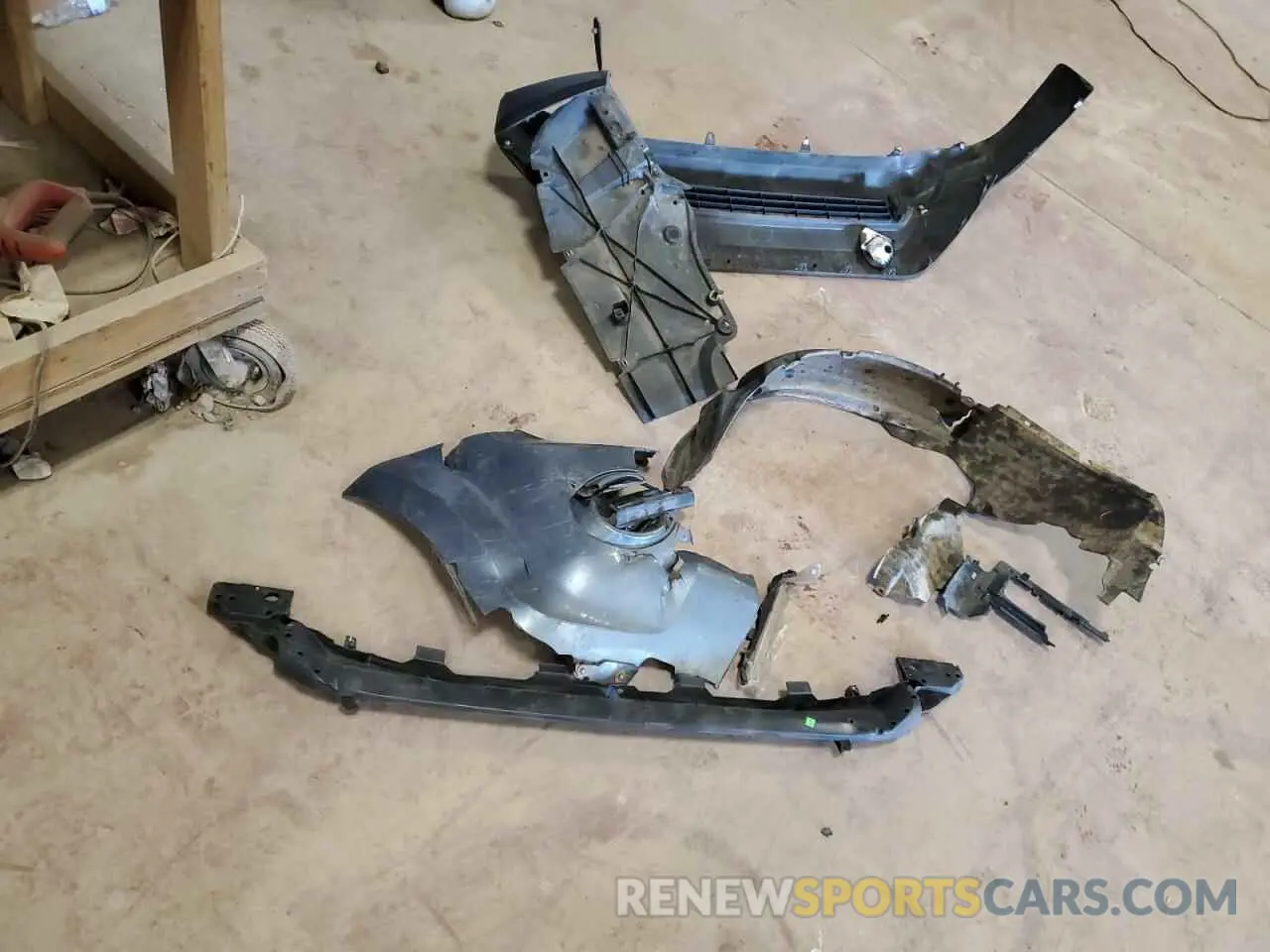 13 Photograph of a damaged car 4T3RWRFV4MU020430 TOYOTA RAV4 2021