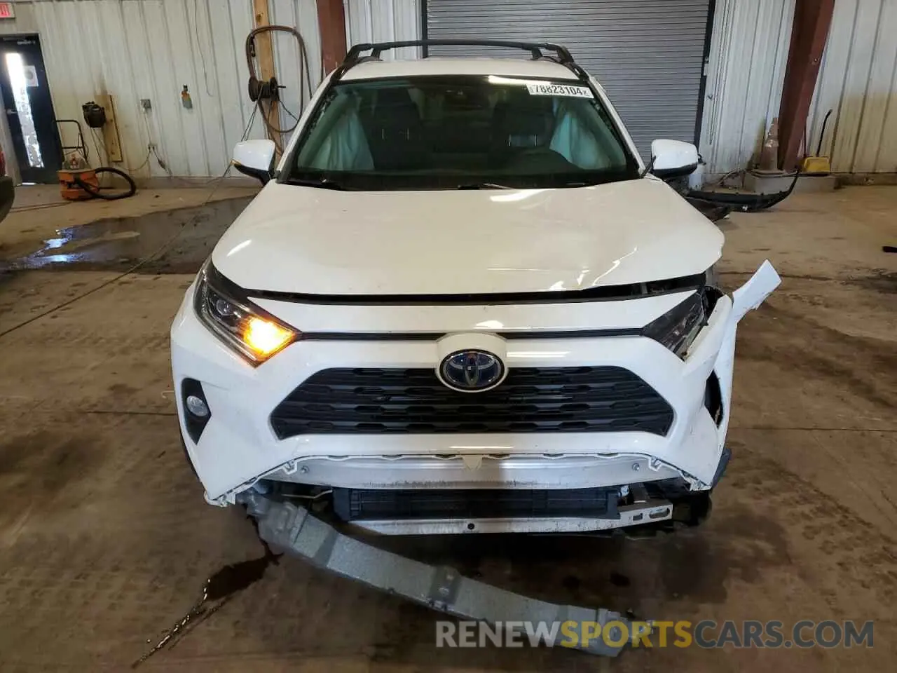 5 Photograph of a damaged car 4T3RWRFV4MU020430 TOYOTA RAV4 2021
