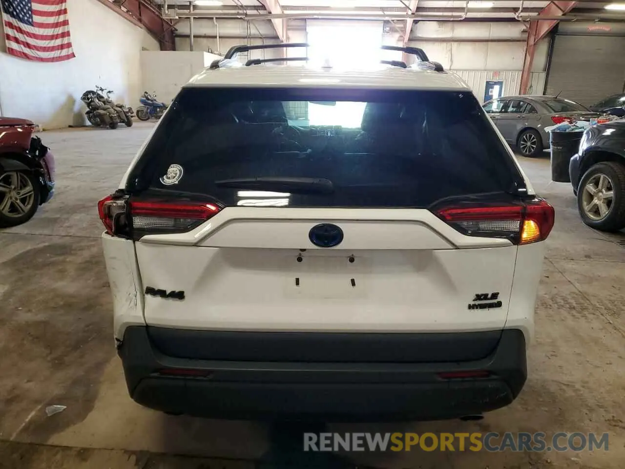 6 Photograph of a damaged car 4T3RWRFV4MU020430 TOYOTA RAV4 2021