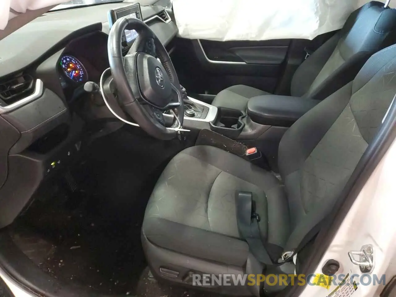 7 Photograph of a damaged car 4T3RWRFV4MU020430 TOYOTA RAV4 2021