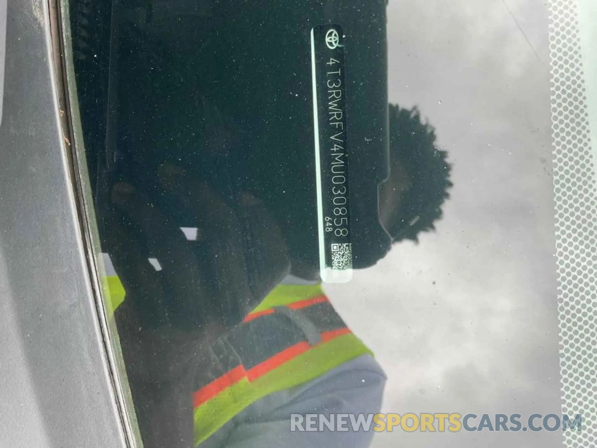 10 Photograph of a damaged car 4T3RWRFV4MU030858 TOYOTA RAV4 2021