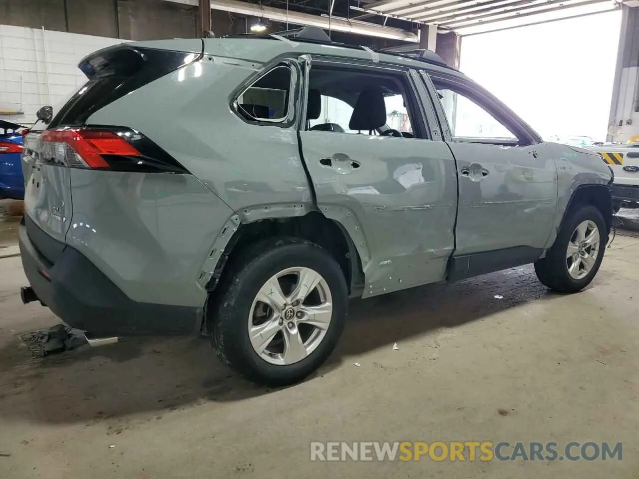 3 Photograph of a damaged car 4T3RWRFV4MU042590 TOYOTA RAV4 2021