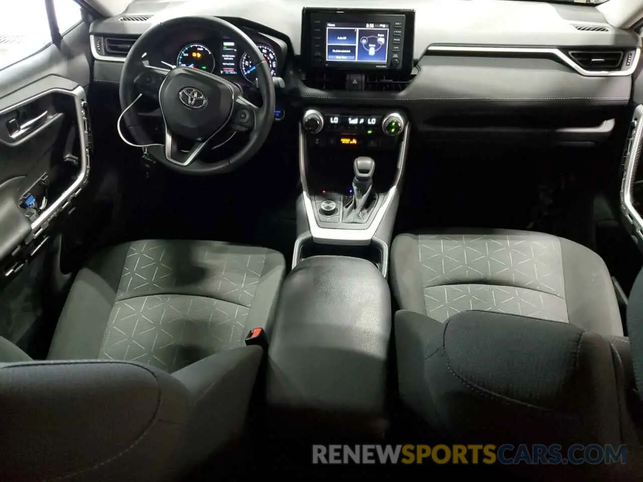 8 Photograph of a damaged car 4T3RWRFV4MU042590 TOYOTA RAV4 2021