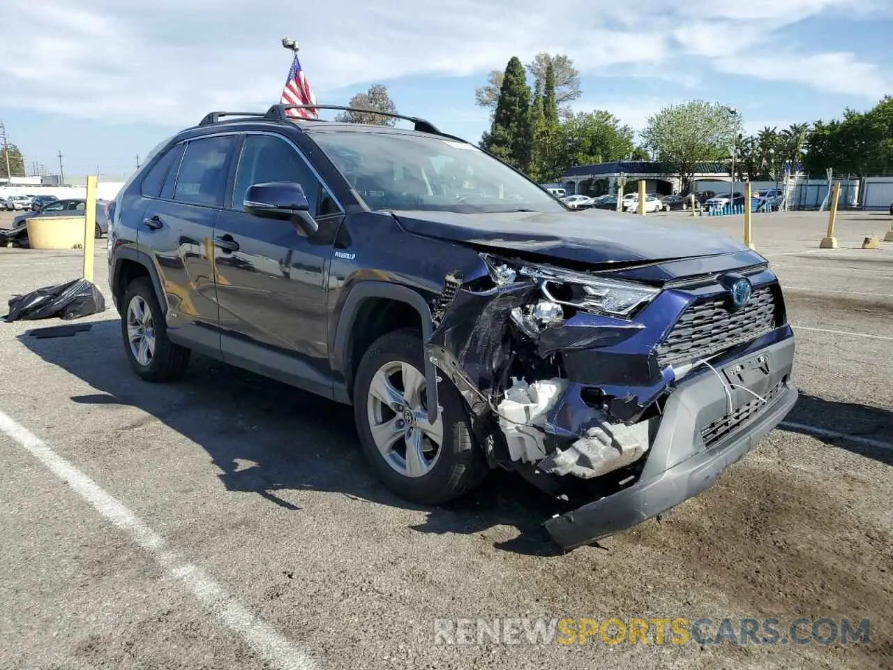 4 Photograph of a damaged car 4T3RWRFV4MU043125 TOYOTA RAV4 2021