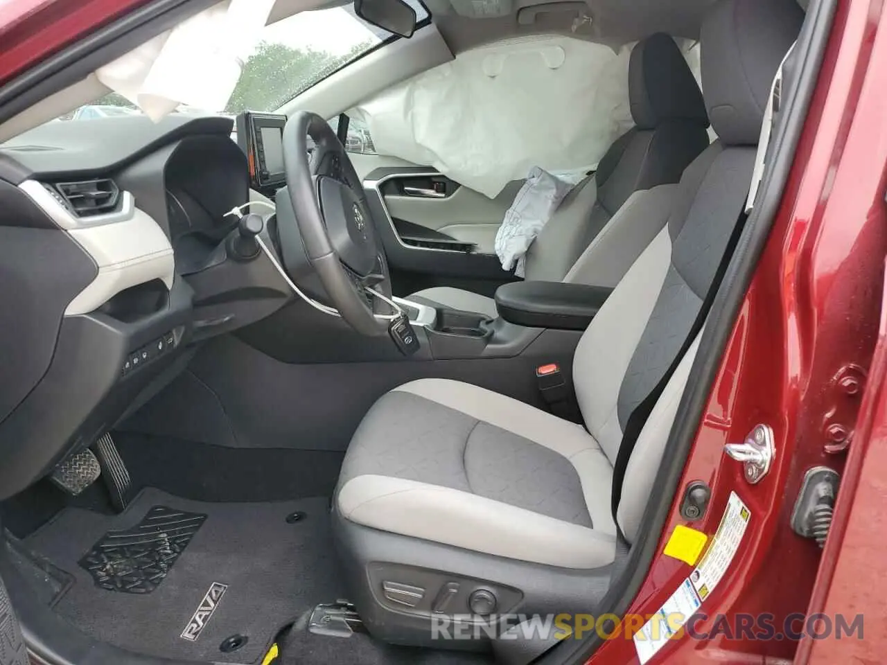 7 Photograph of a damaged car 4T3RWRFV5MU036006 TOYOTA RAV4 2021