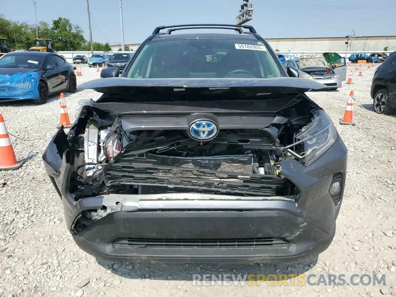 5 Photograph of a damaged car 4T3RWRFV5MU043781 TOYOTA RAV4 2021