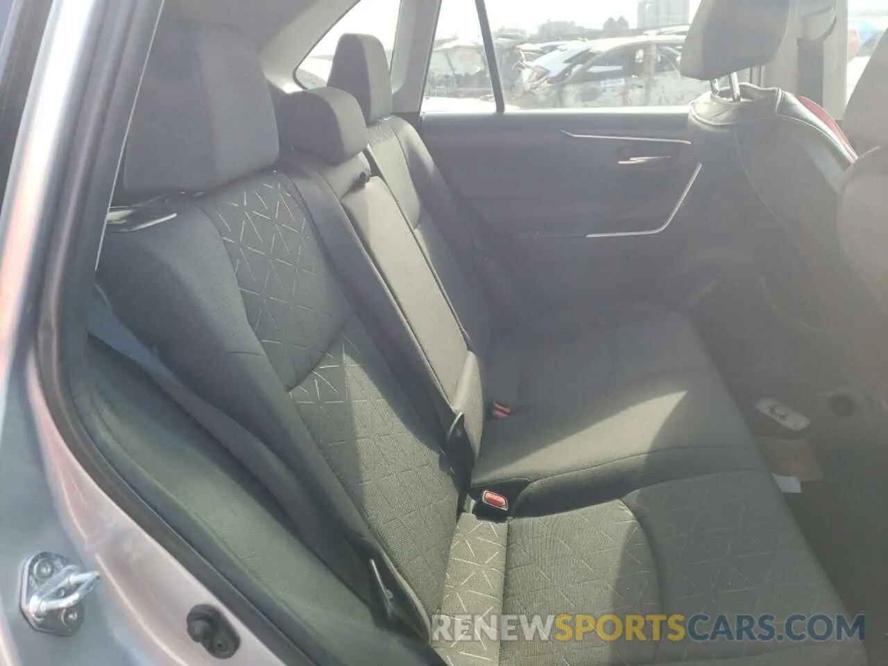11 Photograph of a damaged car 4T3RWRFV6MU022468 TOYOTA RAV4 2021