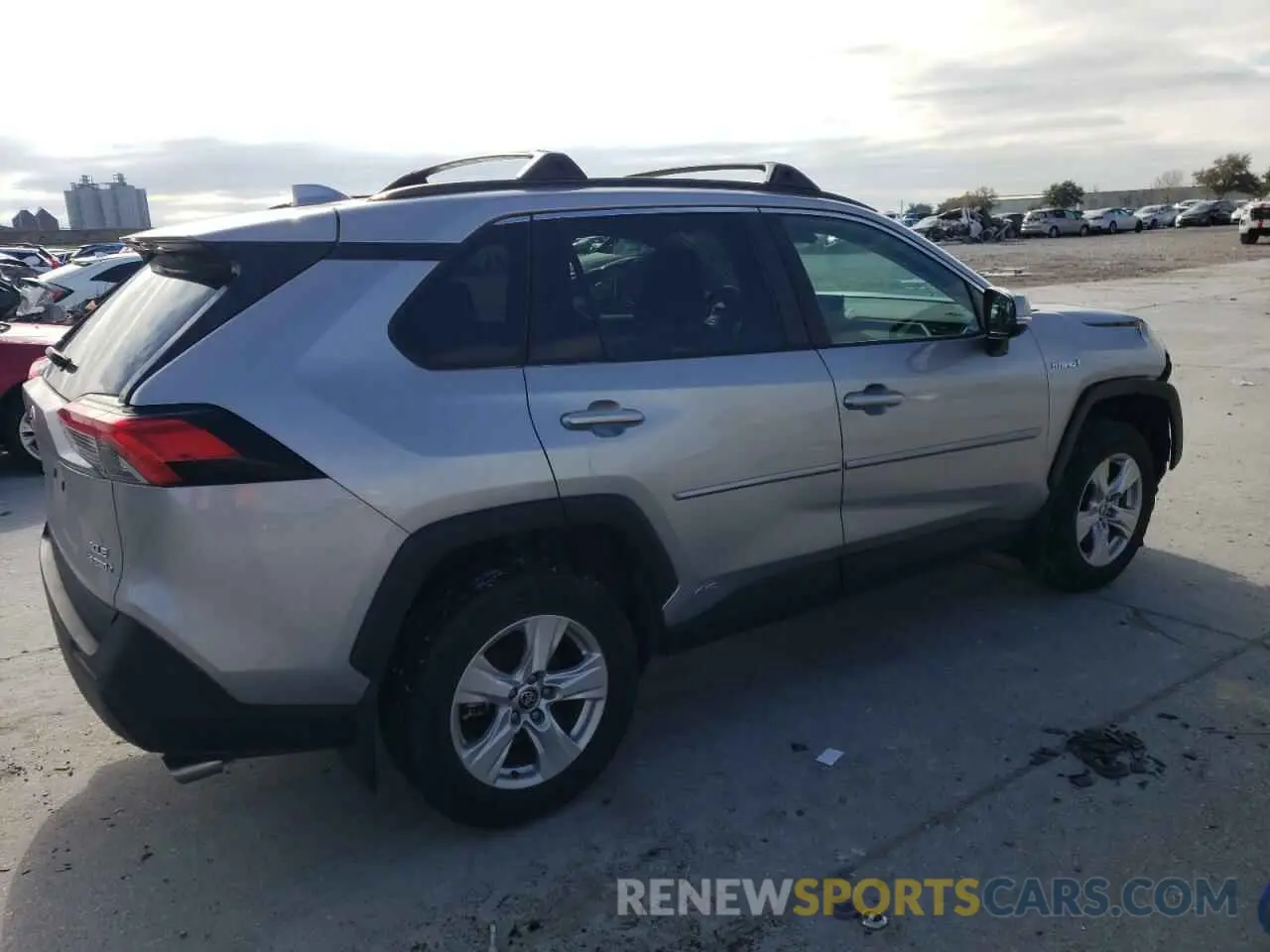 3 Photograph of a damaged car 4T3RWRFV6MU022468 TOYOTA RAV4 2021