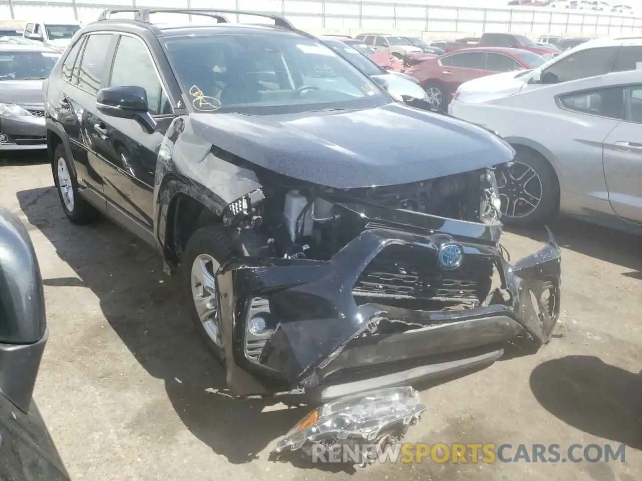 1 Photograph of a damaged car 4T3RWRFV6MU022762 TOYOTA RAV4 2021