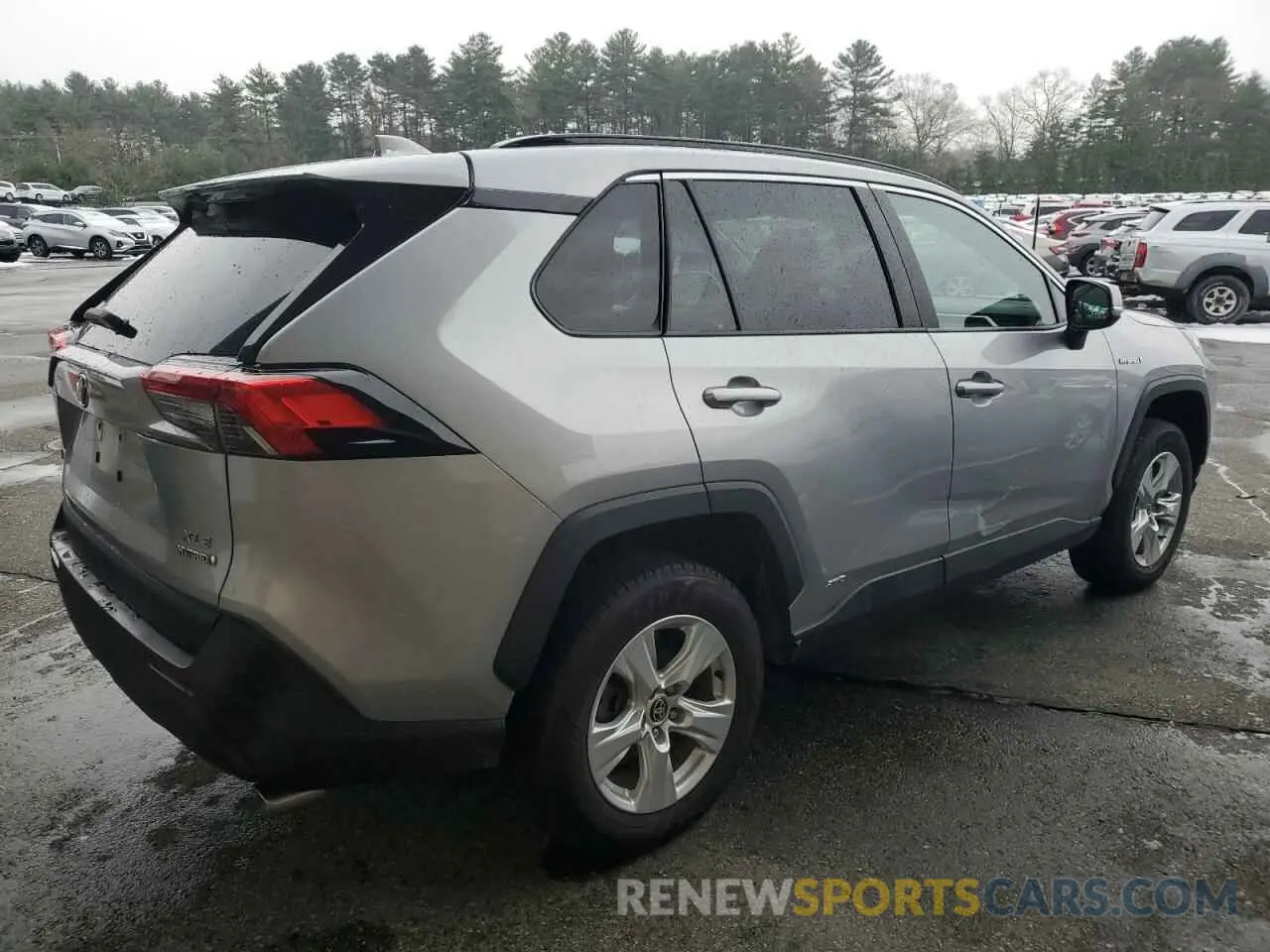 3 Photograph of a damaged car 4T3RWRFV6MU023944 TOYOTA RAV4 2021