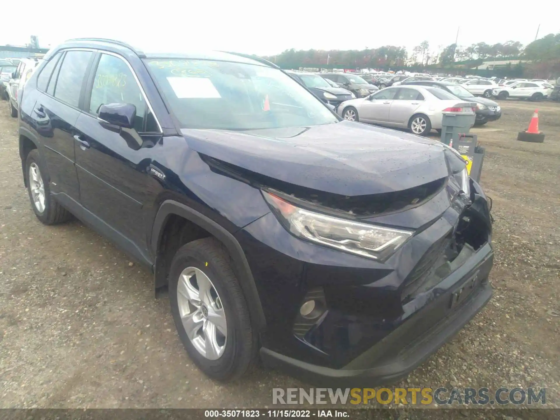 1 Photograph of a damaged car 4T3RWRFV6MU025841 TOYOTA RAV4 2021