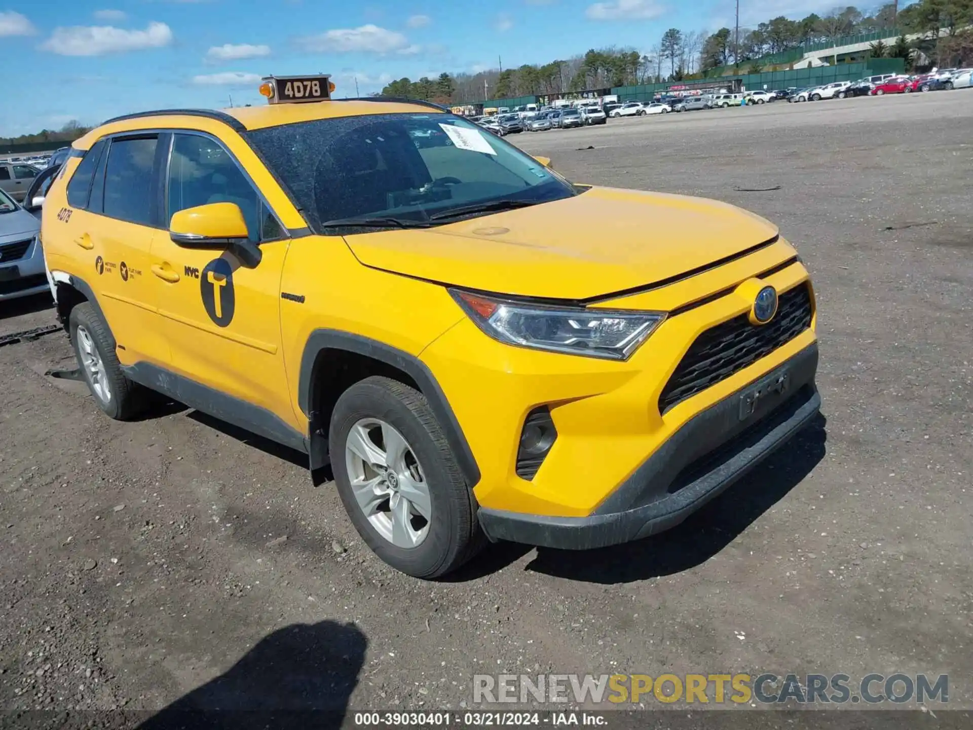 1 Photograph of a damaged car 4T3RWRFV6MU025872 TOYOTA RAV4 2021