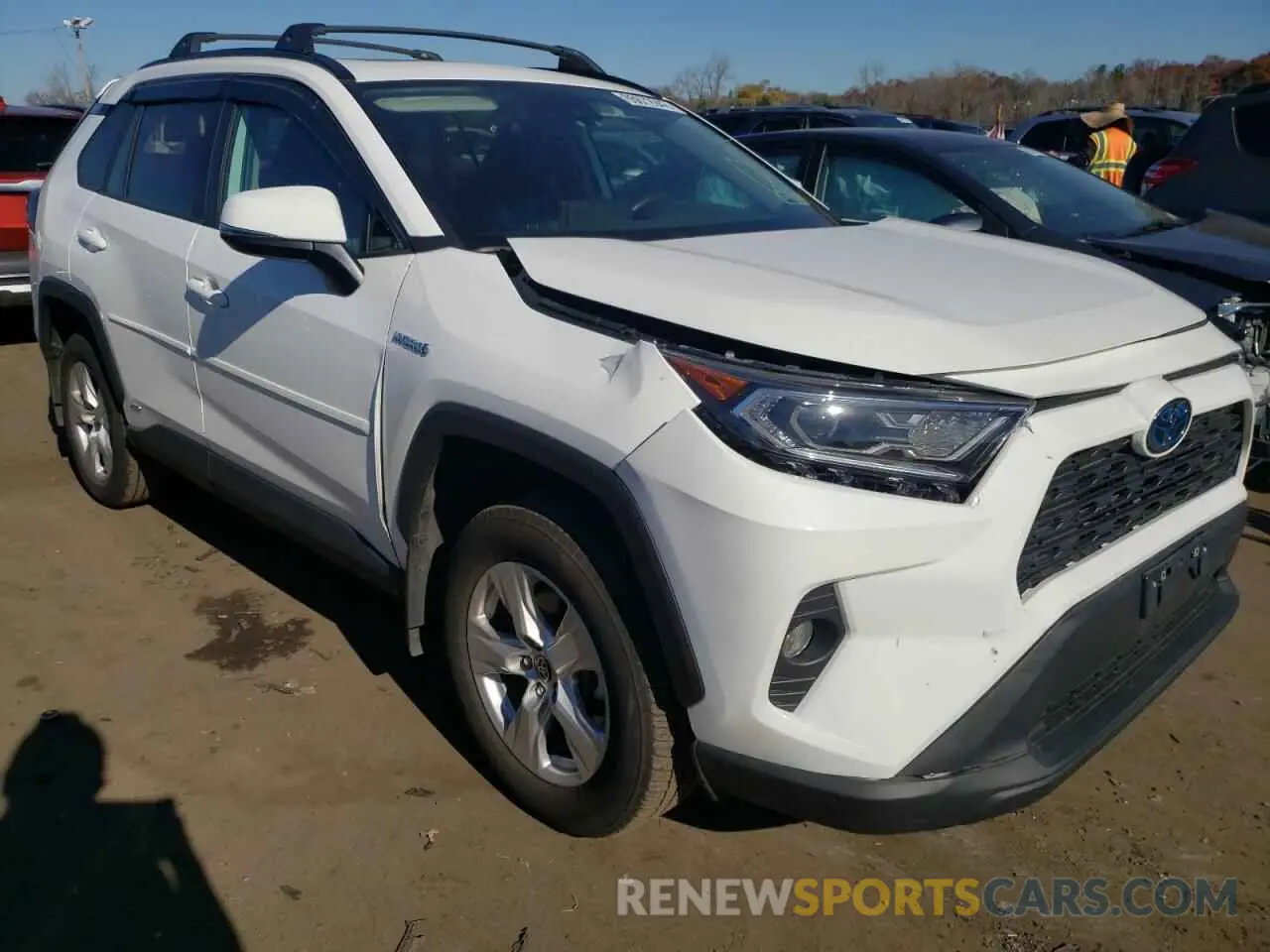 1 Photograph of a damaged car 4T3RWRFV6MU028853 TOYOTA RAV4 2021