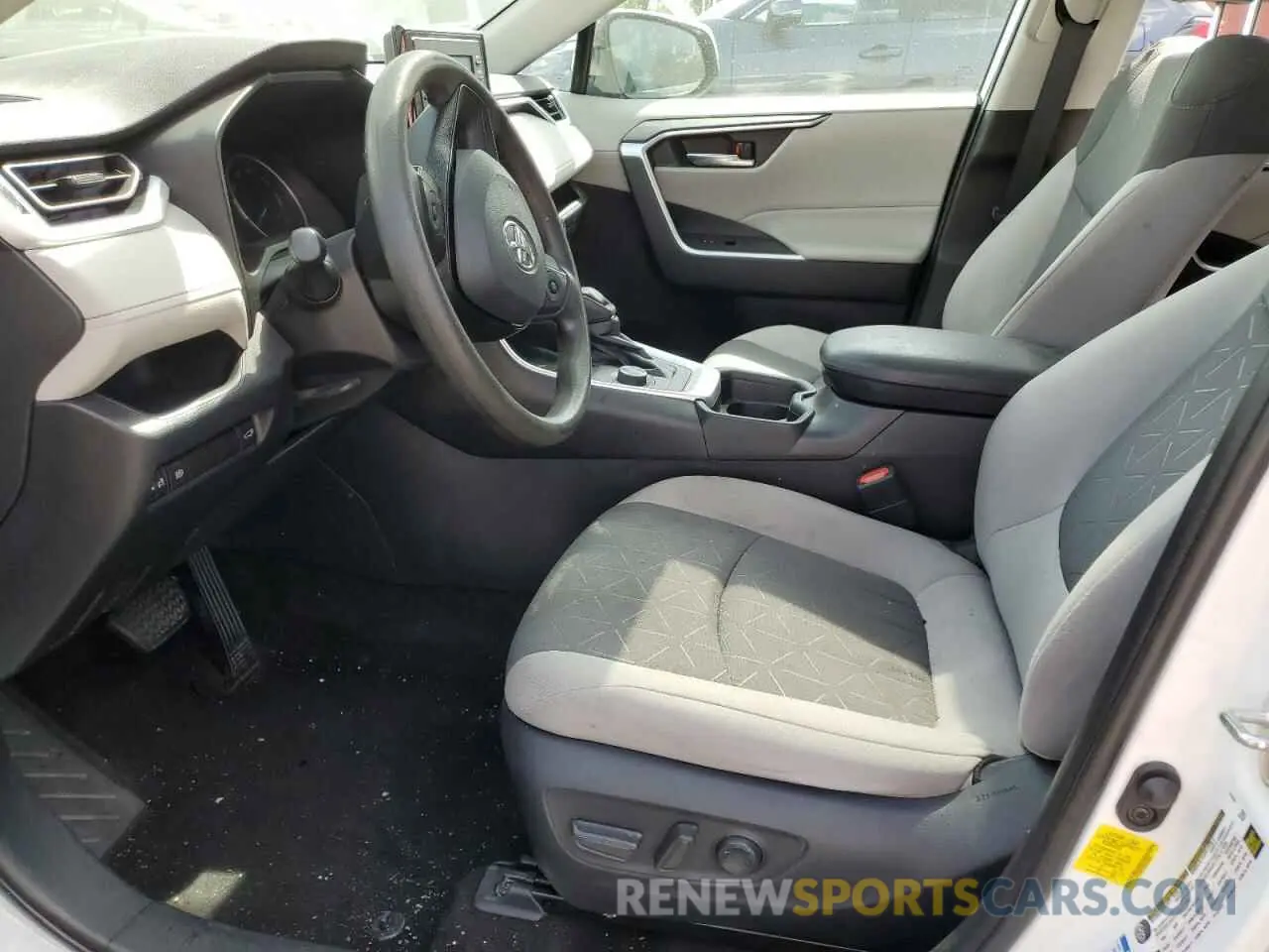 7 Photograph of a damaged car 4T3RWRFV6MU030389 TOYOTA RAV4 2021