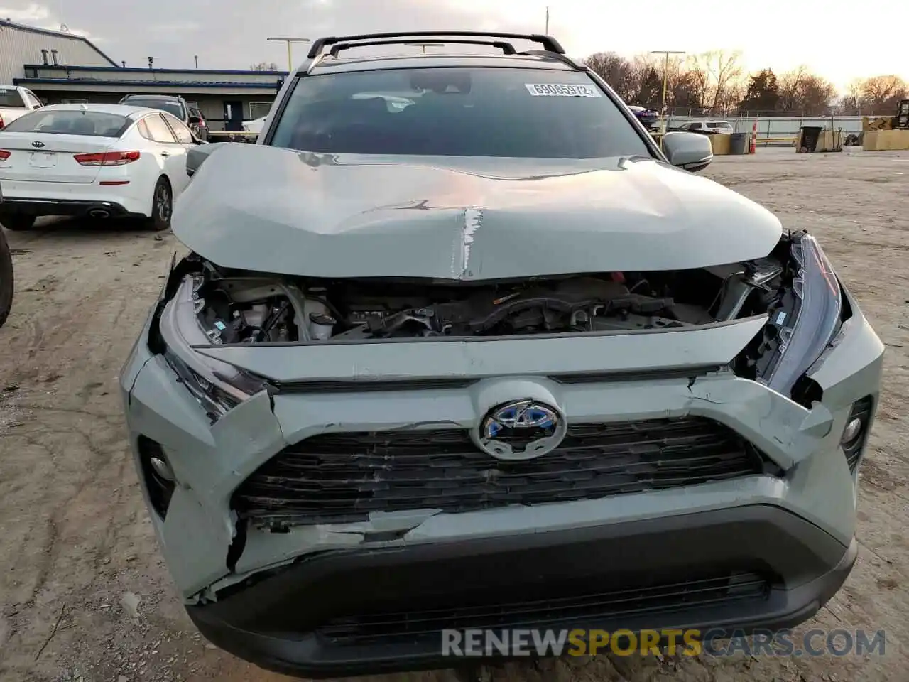 5 Photograph of a damaged car 4T3RWRFV6MU034121 TOYOTA RAV4 2021