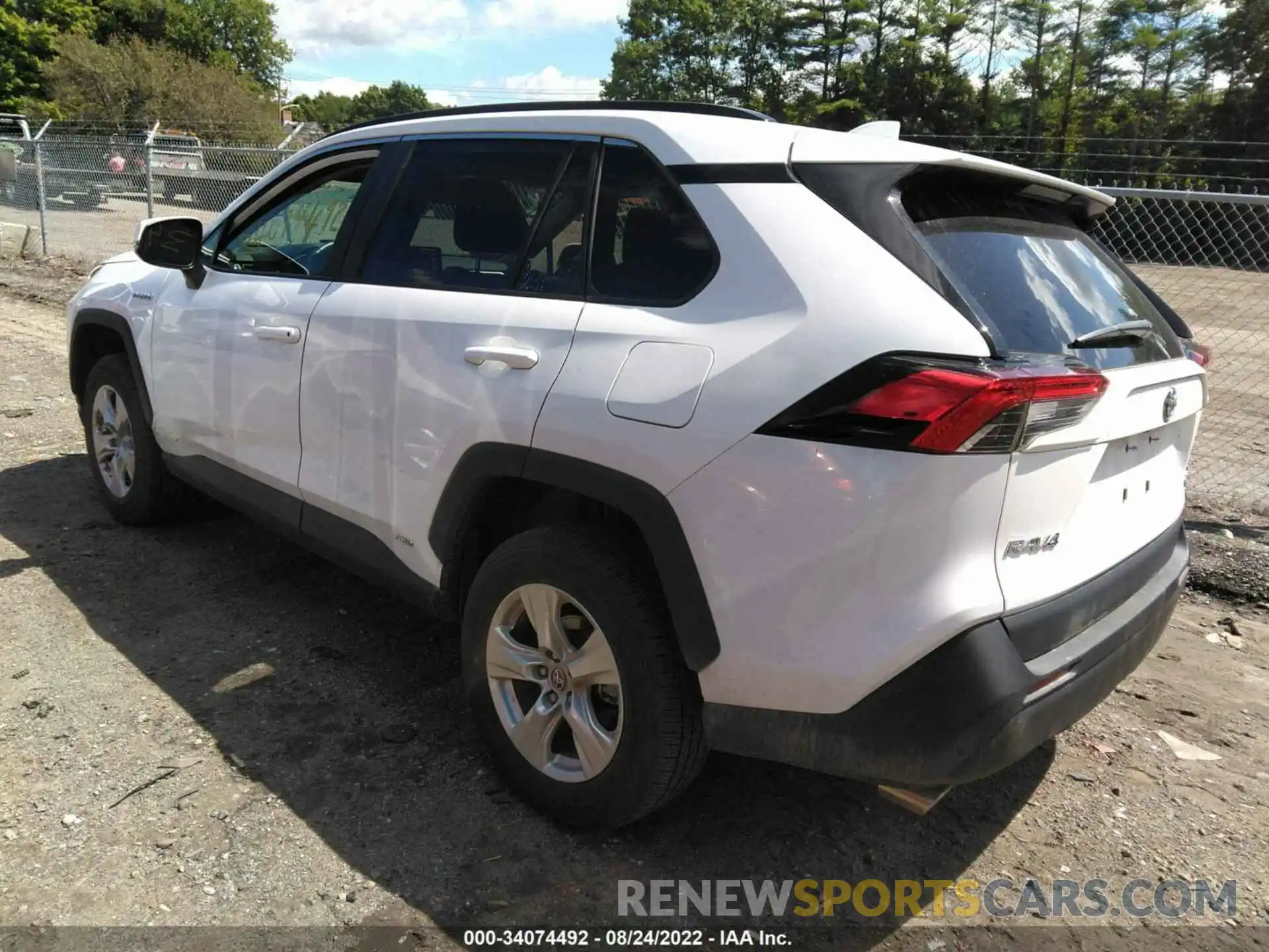 3 Photograph of a damaged car 4T3RWRFV6MU036550 TOYOTA RAV4 2021