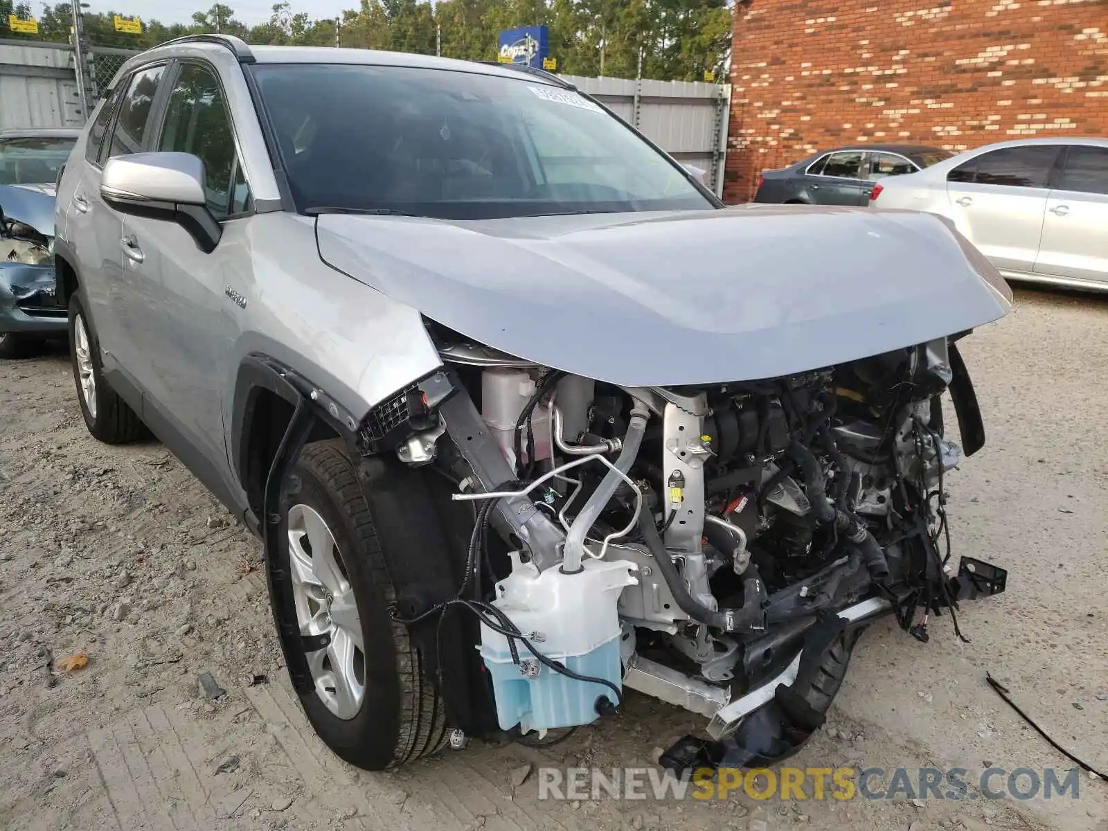 1 Photograph of a damaged car 4T3RWRFV8MU012704 TOYOTA RAV4 2021