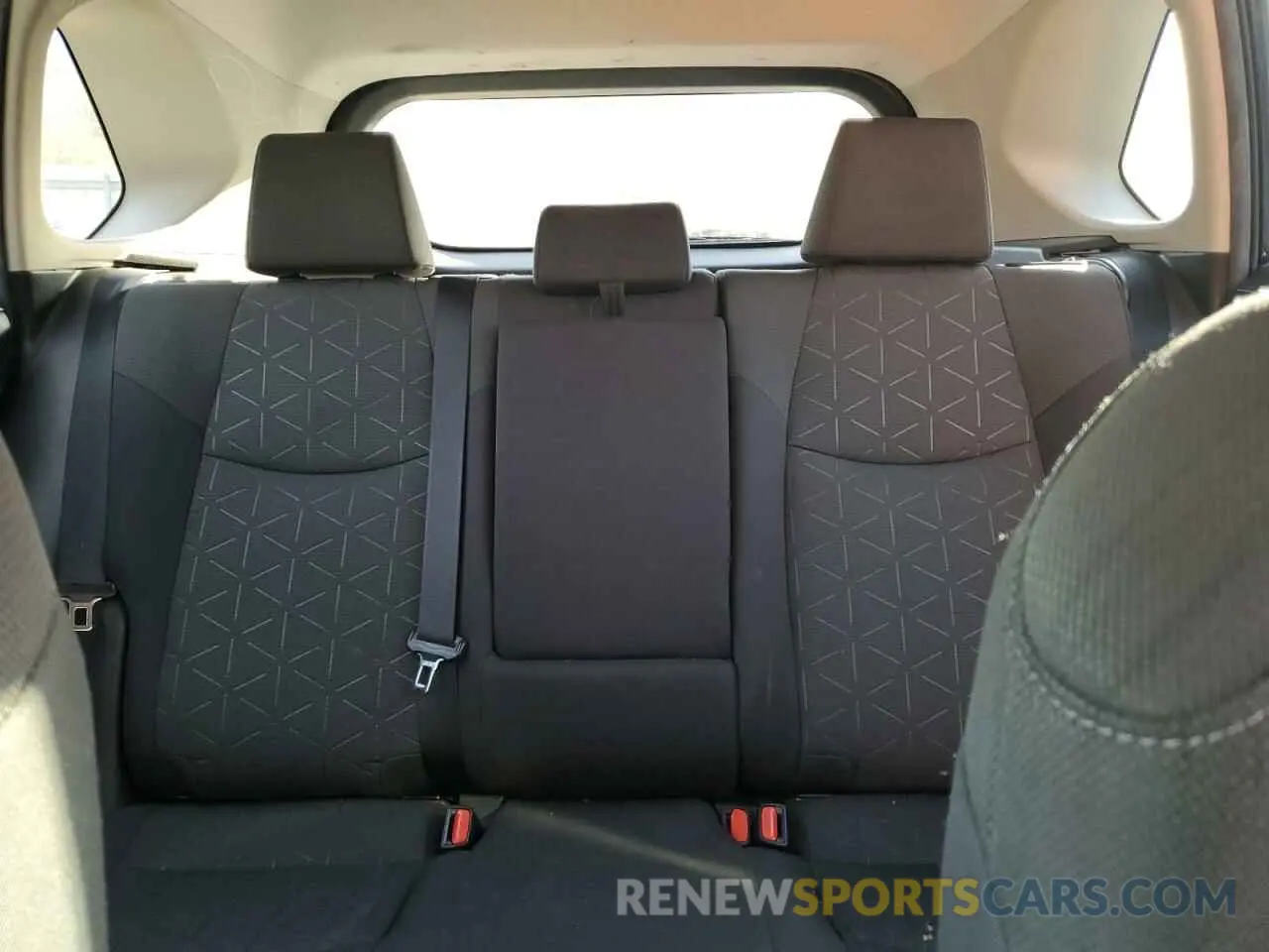 10 Photograph of a damaged car 4T3RWRFV8MU026196 TOYOTA RAV4 2021
