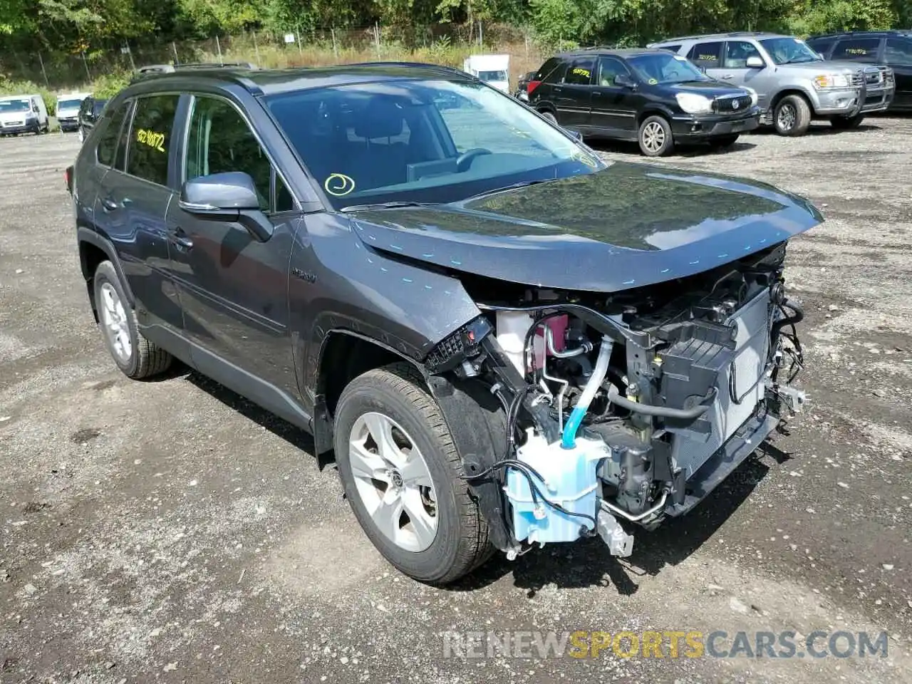 1 Photograph of a damaged car 4T3RWRFV8MU028465 TOYOTA RAV4 2021