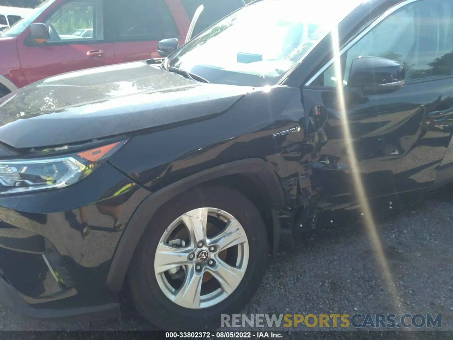 6 Photograph of a damaged car 4T3RWRFV8MU032953 TOYOTA RAV4 2021