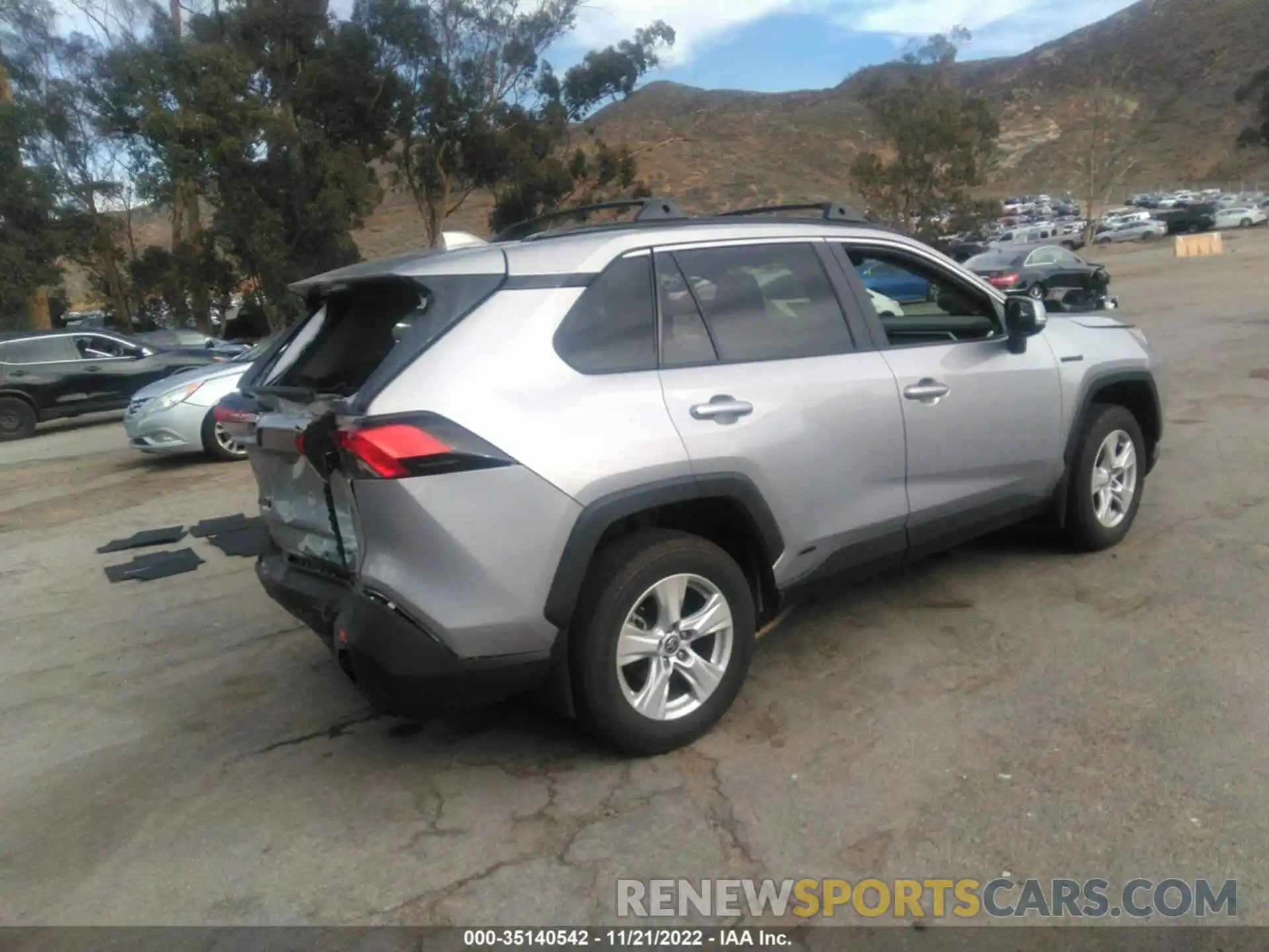 4 Photograph of a damaged car 4T3RWRFV9MU032623 TOYOTA RAV4 2021