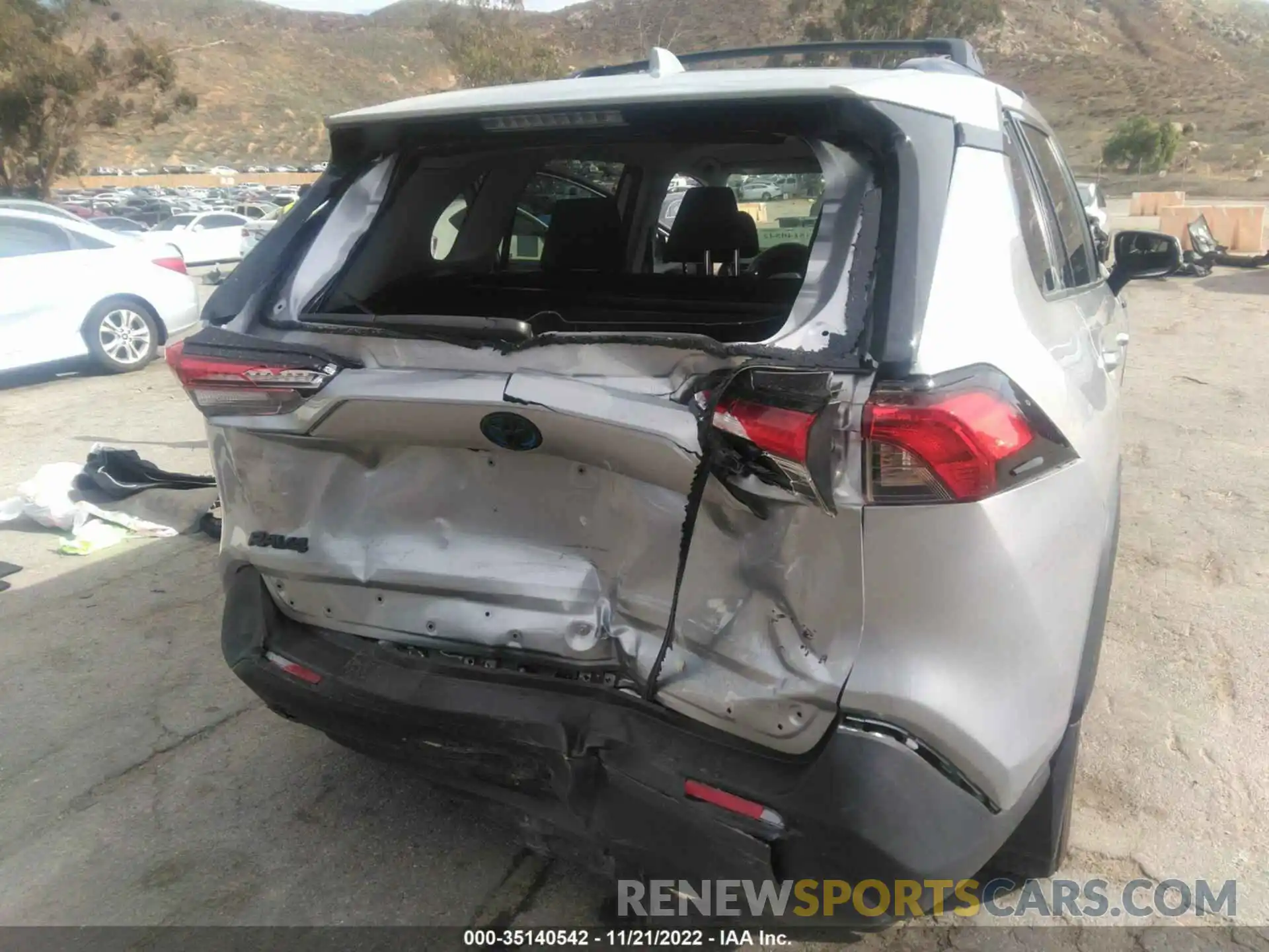 6 Photograph of a damaged car 4T3RWRFV9MU032623 TOYOTA RAV4 2021