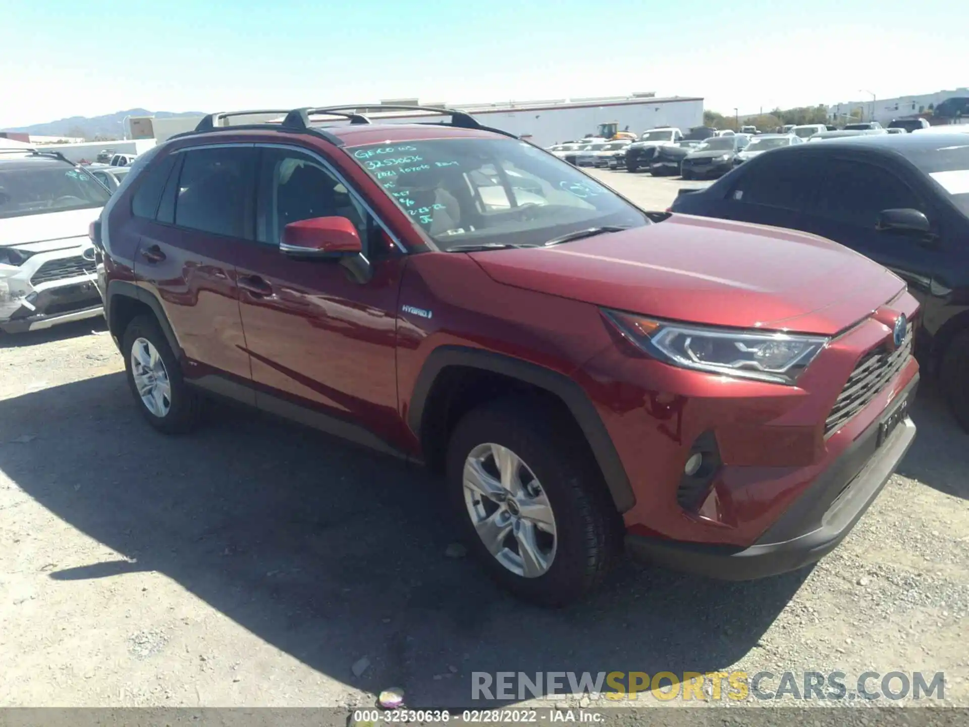 1 Photograph of a damaged car 4T3RWRFV9MU048000 TOYOTA RAV4 2021