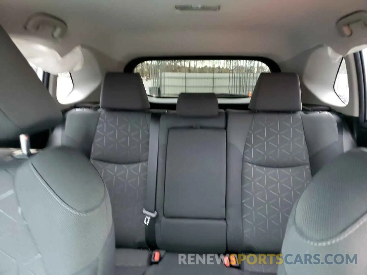 10 Photograph of a damaged car 4T3RWRFVXMU015619 TOYOTA RAV4 2021