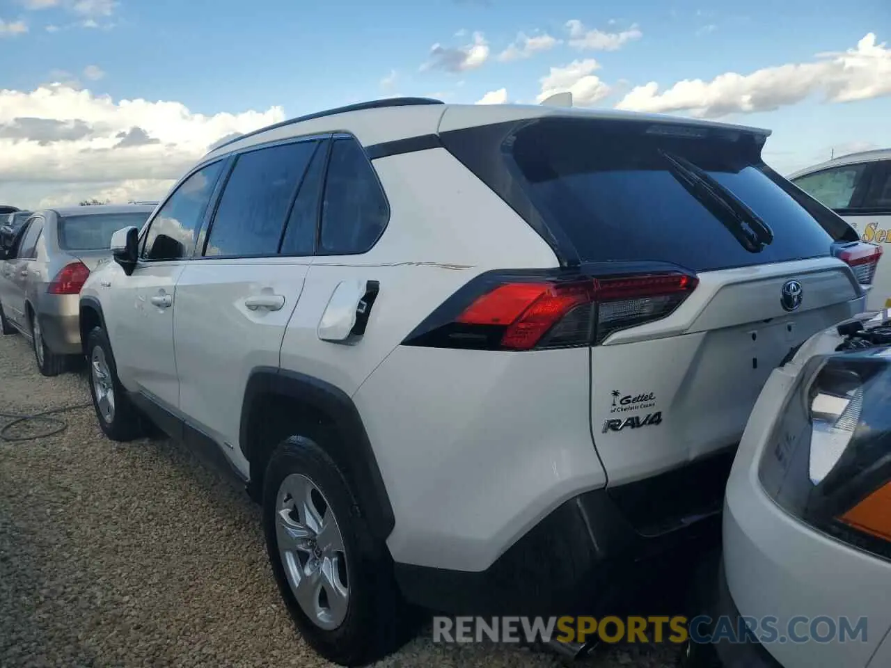 3 Photograph of a damaged car 4T3RWRFVXMU028421 TOYOTA RAV4 2021