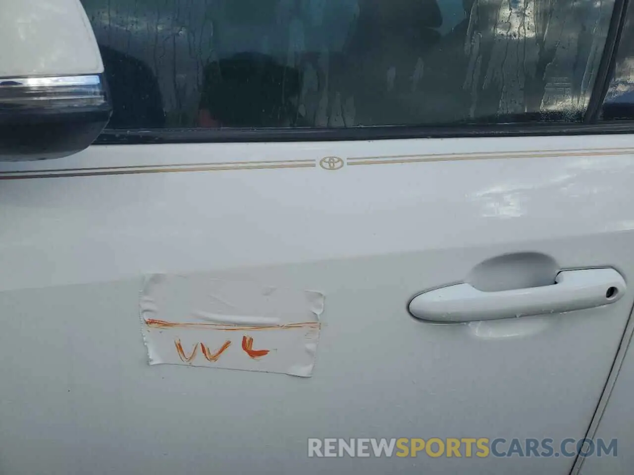 9 Photograph of a damaged car 4T3RWRFVXMU028421 TOYOTA RAV4 2021