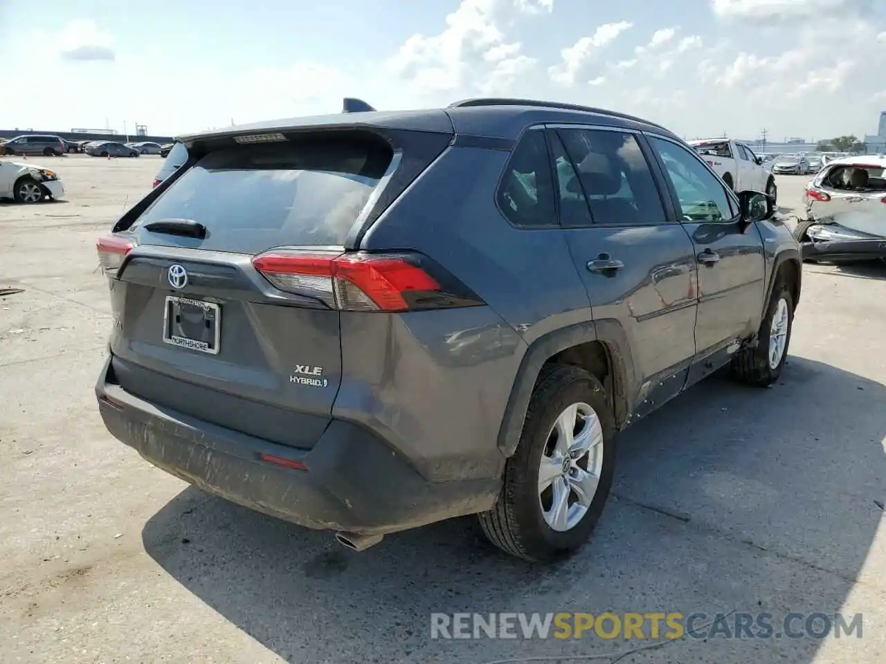 4 Photograph of a damaged car 4T3RWRFVXMU039791 TOYOTA RAV4 2021