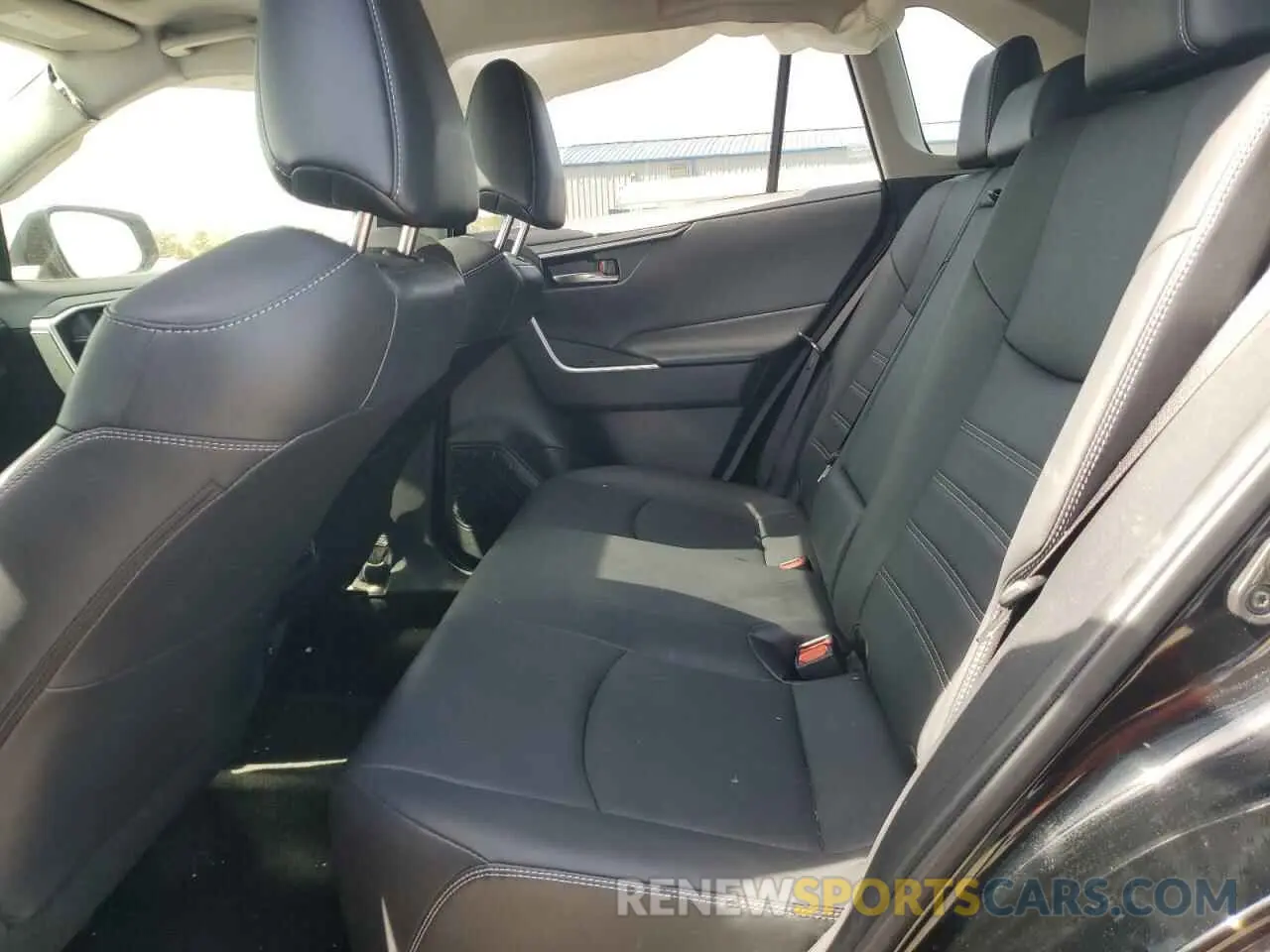 11 Photograph of a damaged car JTMA1RFV3MD082331 TOYOTA RAV4 2021