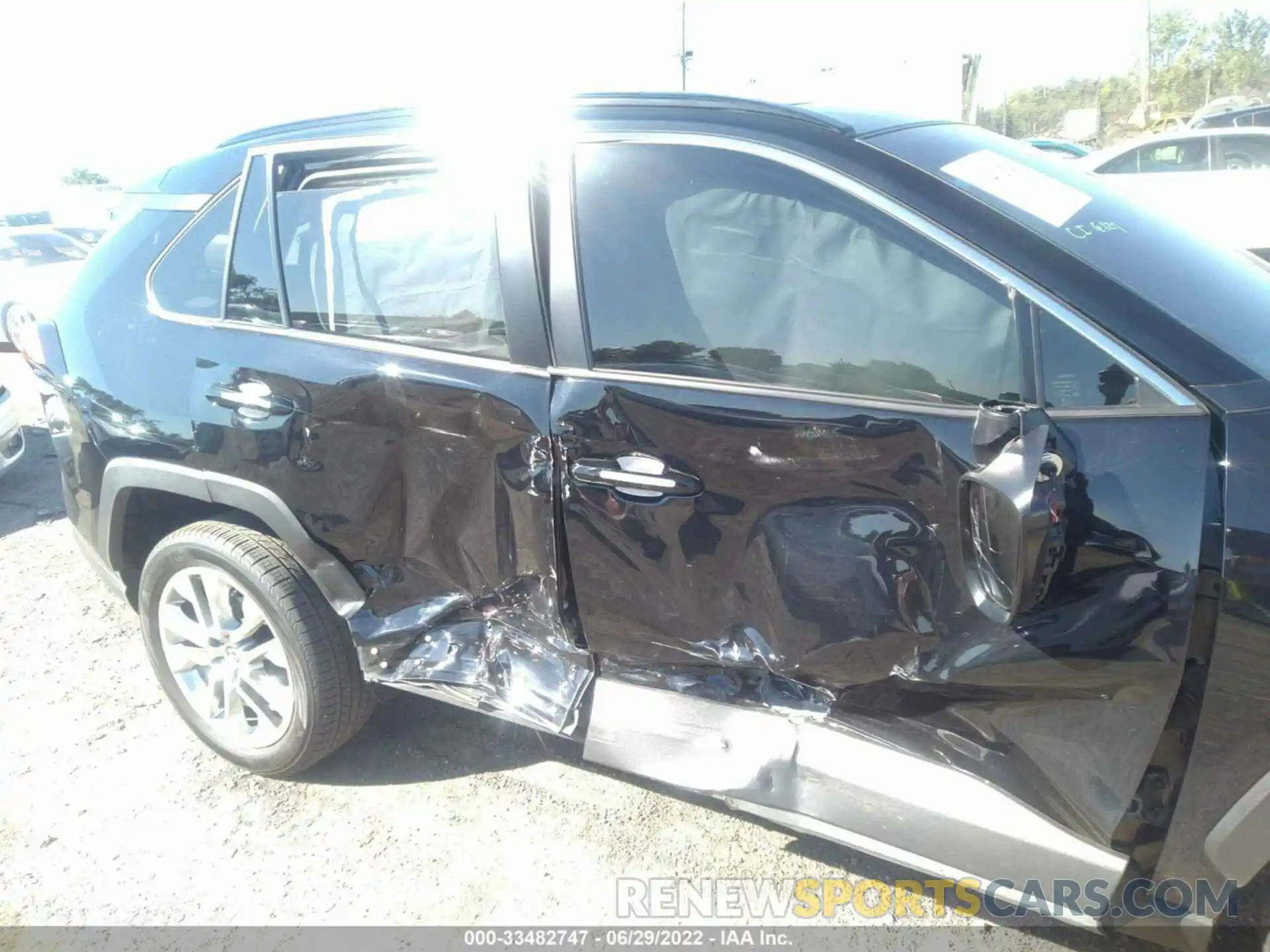 6 Photograph of a damaged car JTMA1RFV4MD076523 TOYOTA RAV4 2021