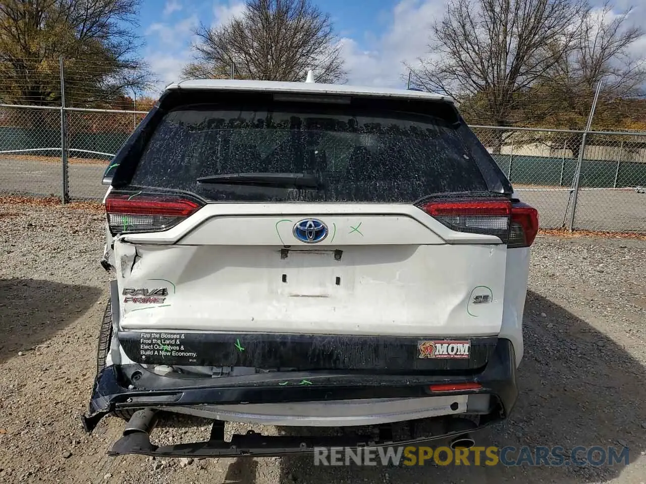 6 Photograph of a damaged car JTMAB3FV1MD040525 TOYOTA RAV4 2021