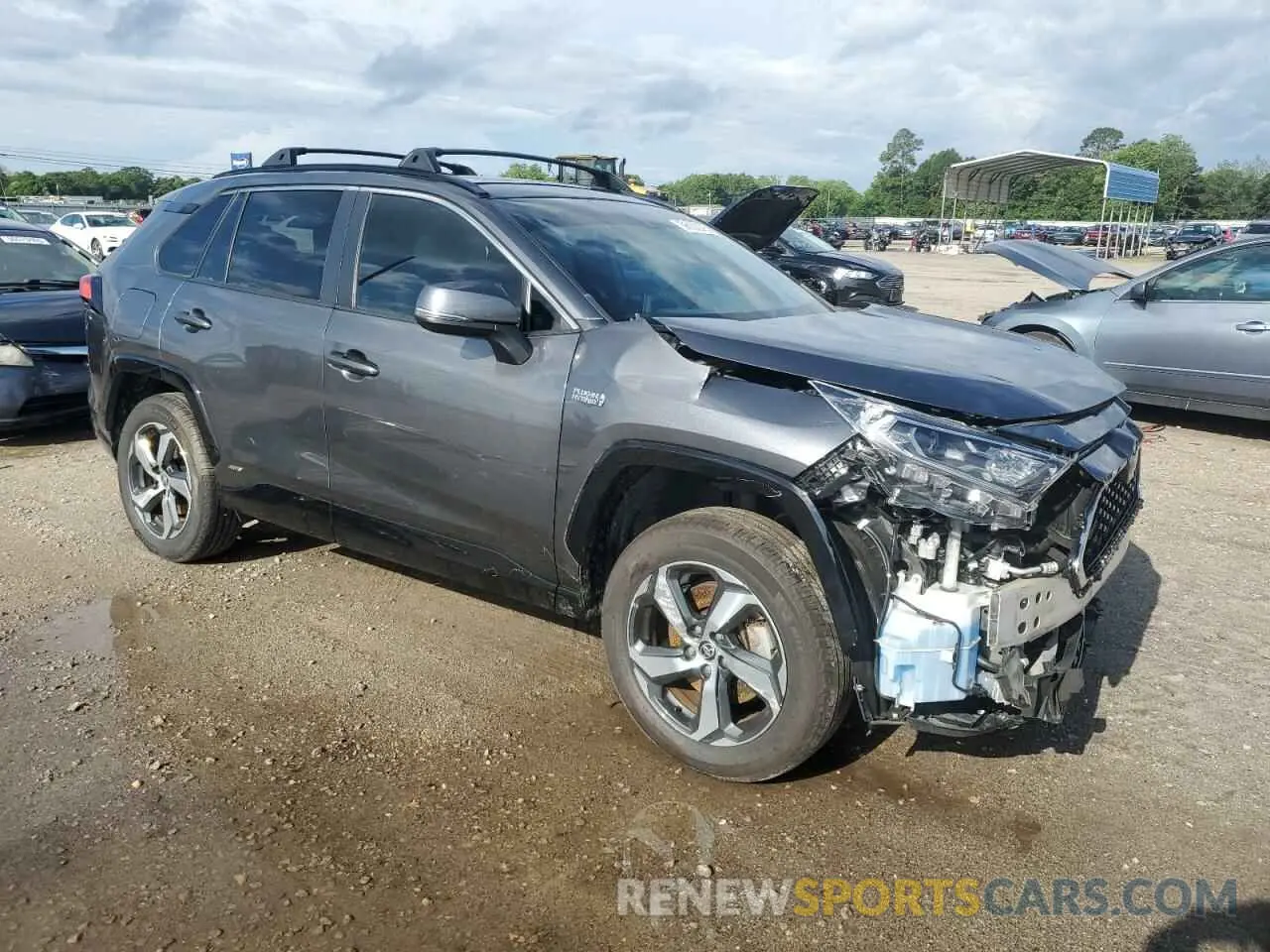 4 Photograph of a damaged car JTMAB3FV3MD014654 TOYOTA RAV4 2021
