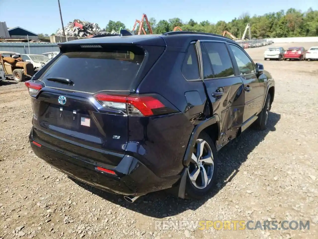 4 Photograph of a damaged car JTMAB3FV3MD047248 TOYOTA RAV4 2021