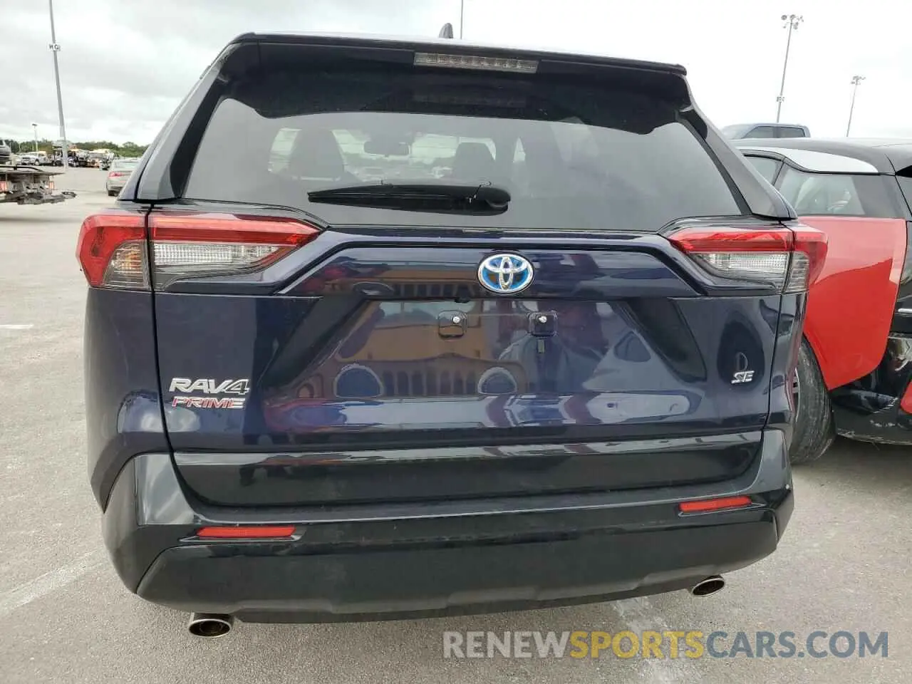 6 Photograph of a damaged car JTMAB3FV3MD060551 TOYOTA RAV4 2021