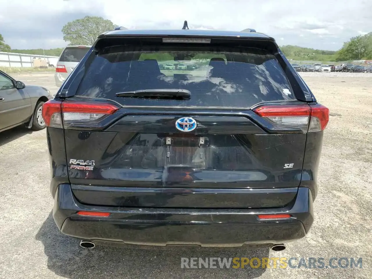 6 Photograph of a damaged car JTMAB3FV9MD036402 TOYOTA RAV4 2021