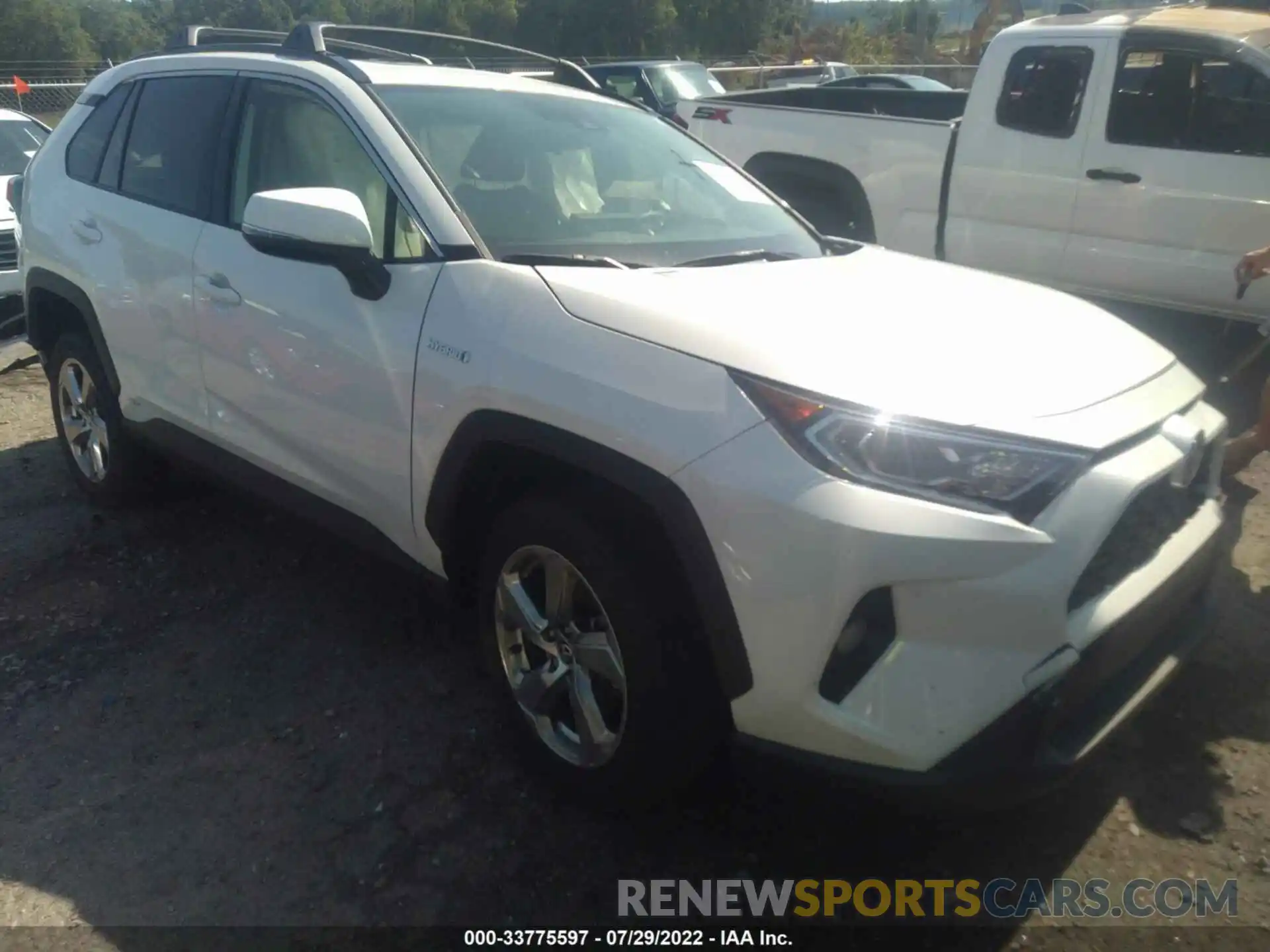 1 Photograph of a damaged car JTMB6RFV0MD035246 TOYOTA RAV4 2021