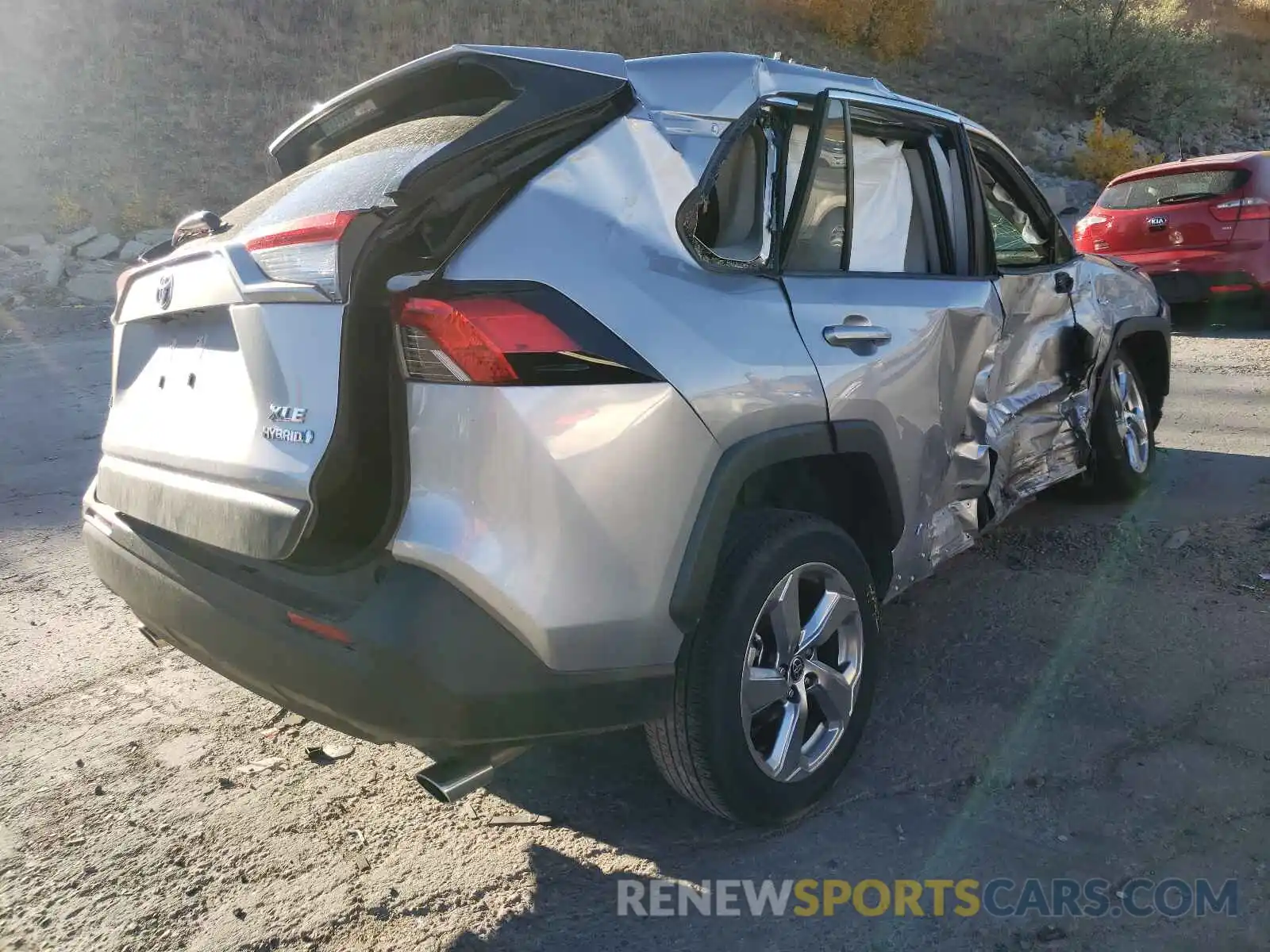 4 Photograph of a damaged car JTMB6RFV6MD010531 TOYOTA RAV4 2021