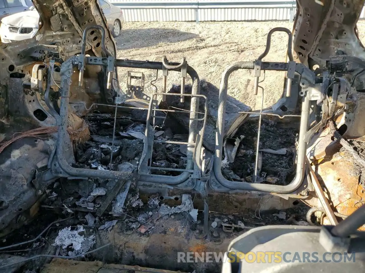 10 Photograph of a damaged car JTMB6RFV7MD034823 TOYOTA RAV4 2021