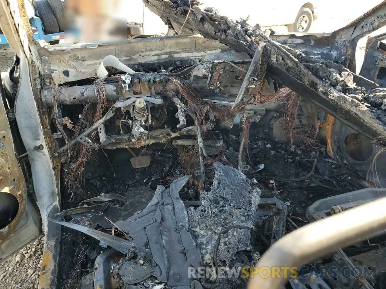 8 Photograph of a damaged car JTMB6RFV7MD034823 TOYOTA RAV4 2021