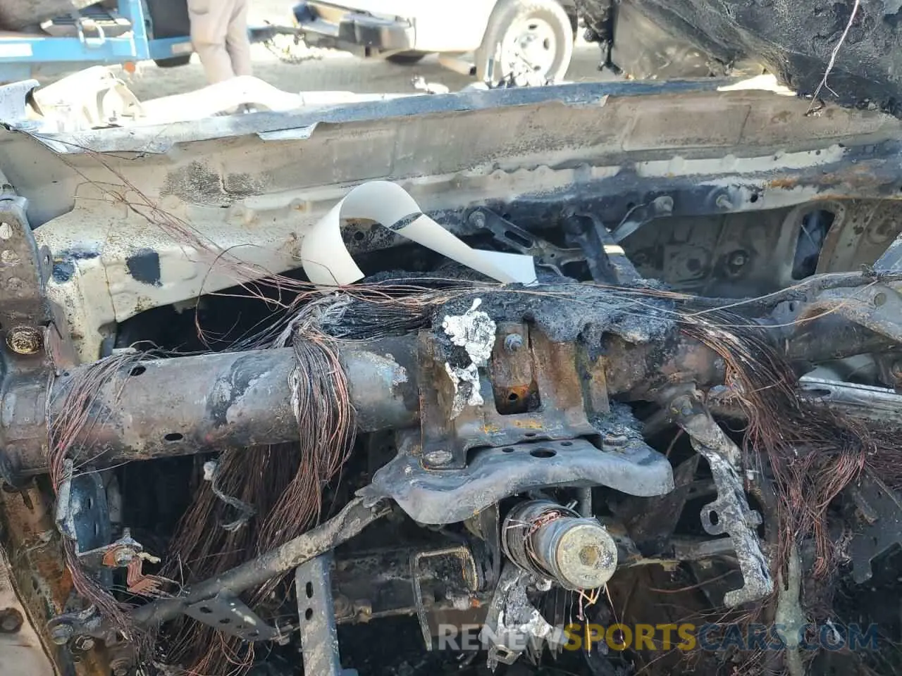 9 Photograph of a damaged car JTMB6RFV7MD034823 TOYOTA RAV4 2021