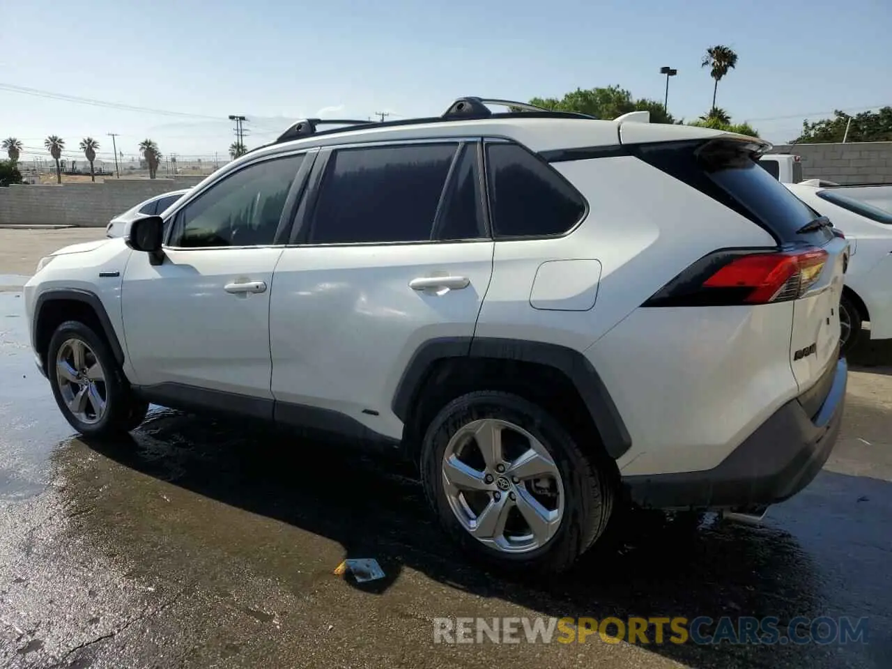 2 Photograph of a damaged car JTMB6RFV7MD039908 TOYOTA RAV4 2021