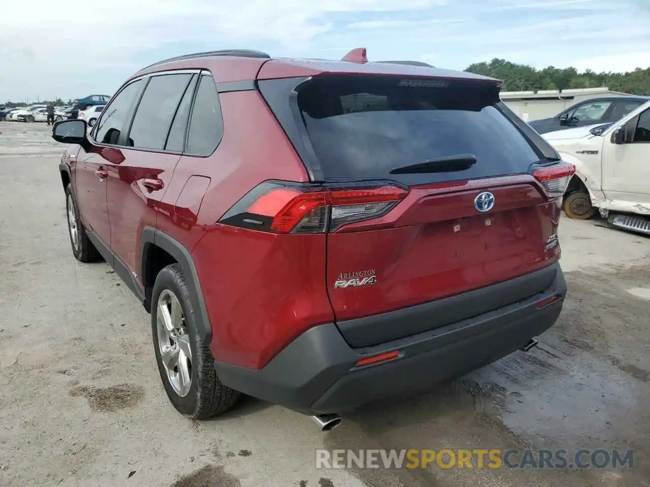 3 Photograph of a damaged car JTMB6RFVXMD040759 TOYOTA RAV4 2021