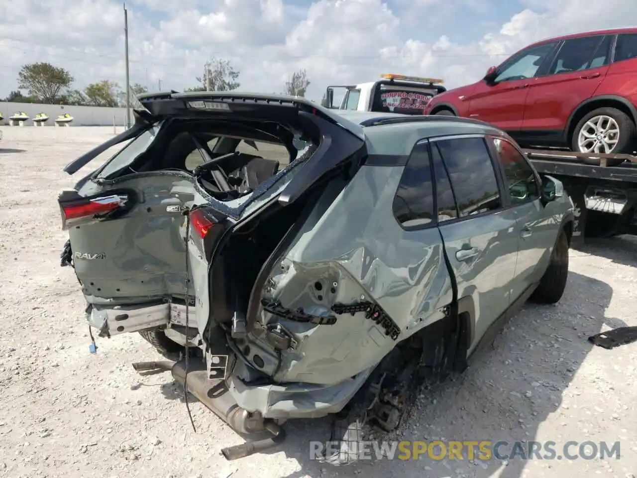 4 Photograph of a damaged car JTMC1RFV2MD062872 TOYOTA RAV4 2021