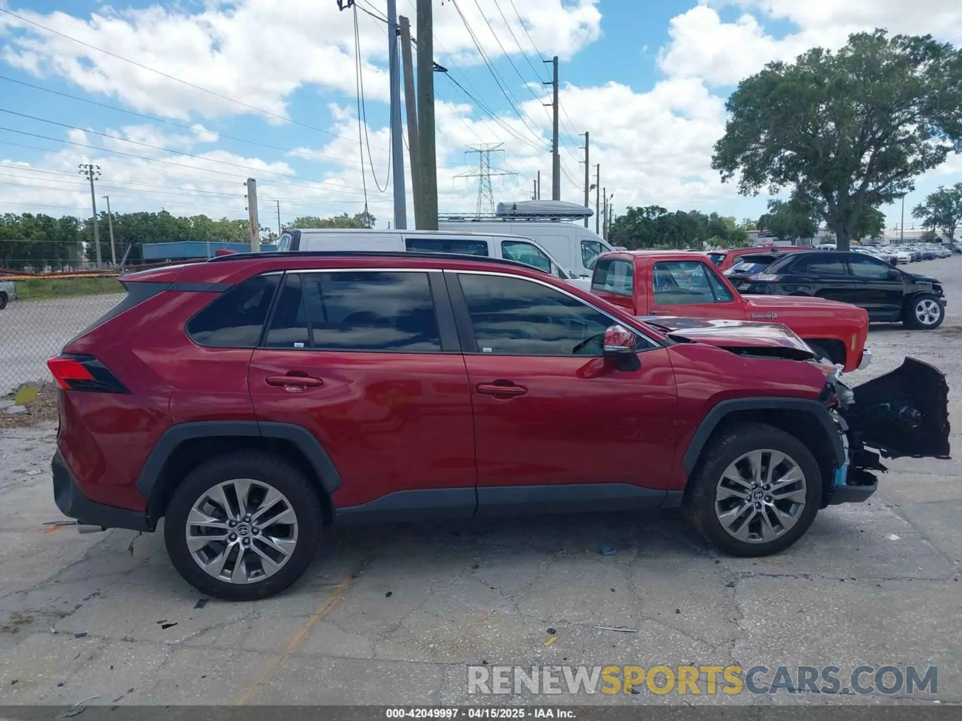 12 Photograph of a damaged car JTMC1RFV2MD080837 TOYOTA RAV4 2021