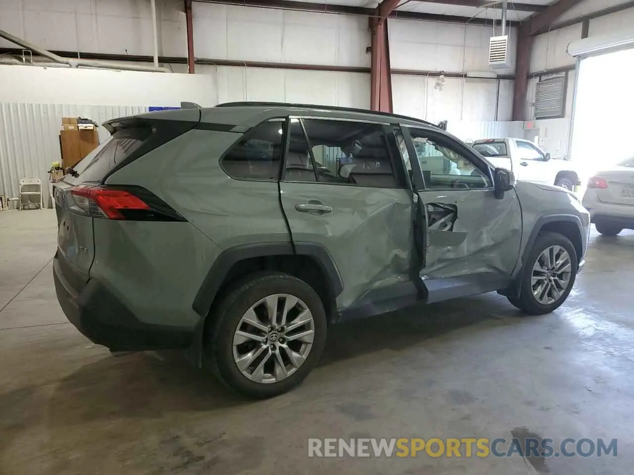 3 Photograph of a damaged car JTMC1RFV5MD072327 TOYOTA RAV4 2021
