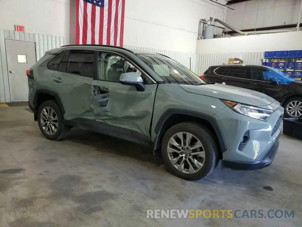 4 Photograph of a damaged car JTMC1RFV5MD072327 TOYOTA RAV4 2021